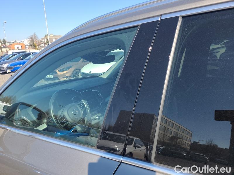  Volvo  XC90  (2002)  T8 Rech.Insc.Expr.AWD AT #12