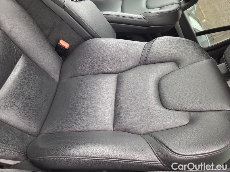  Volvo  XC90  (2002)  T8 Rech.Insc.Expr.AWD AT #5