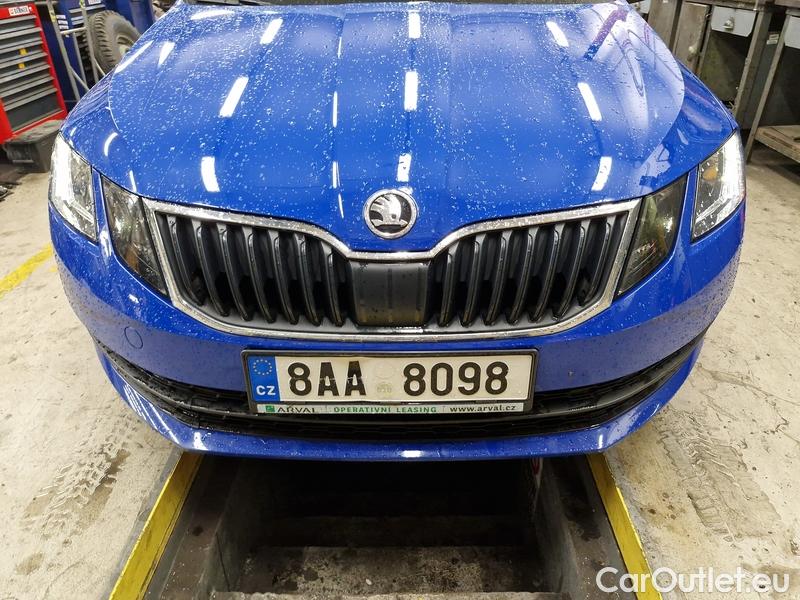  Skoda  Octavia  Combi  (5E5)(03.2017->) Oct.Co1.5TSI CNG 130 Active AT #2