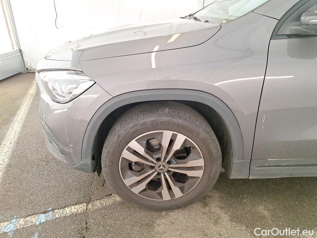  Mercedes  GLA MERCEDES-BENZ  / 2020 / 5P / SUV 2.0  200 D BUSINESS LINE DCT #16