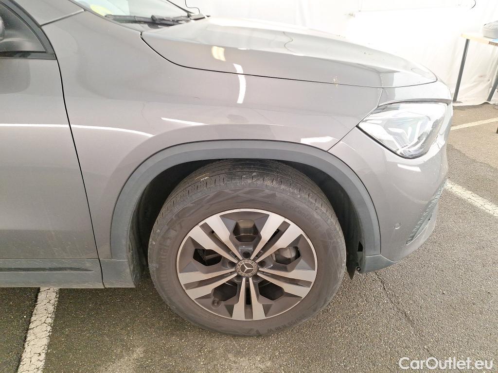  Mercedes  GLA MERCEDES-BENZ  / 2020 / 5P / SUV 2.0  200 D BUSINESS LINE DCT #22