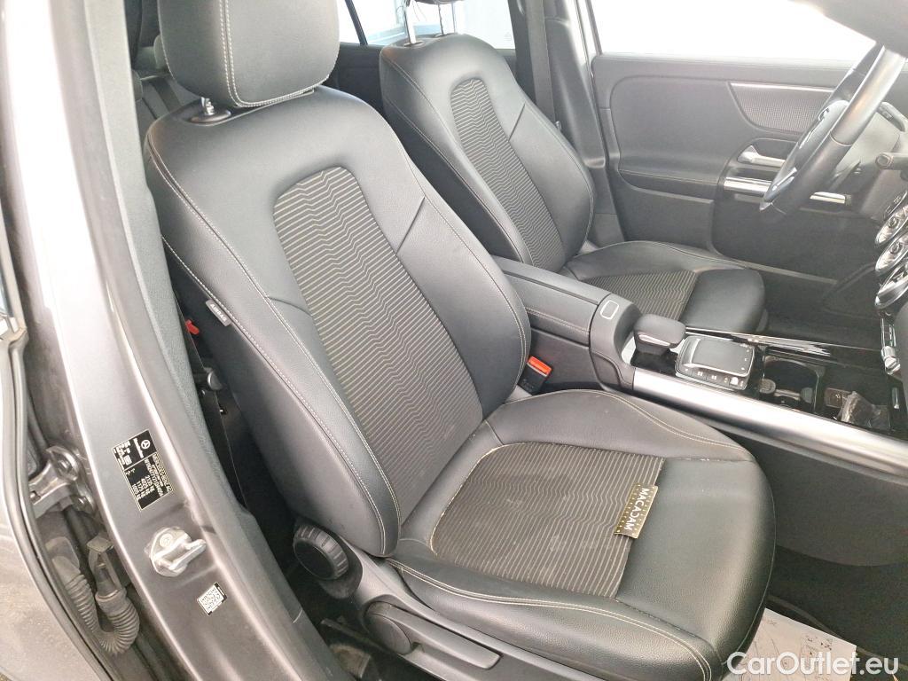  Mercedes  GLA MERCEDES-BENZ  / 2020 / 5P / SUV 2.0  200 D BUSINESS LINE DCT #14