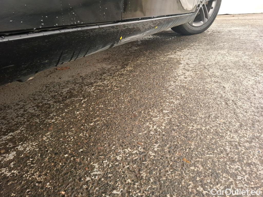  Mercedes  A-Klasse MERCEDES-BENZ Classe A Berline / 2018 / 4P / Berline A 180 d Business Line 7G-DCT #1