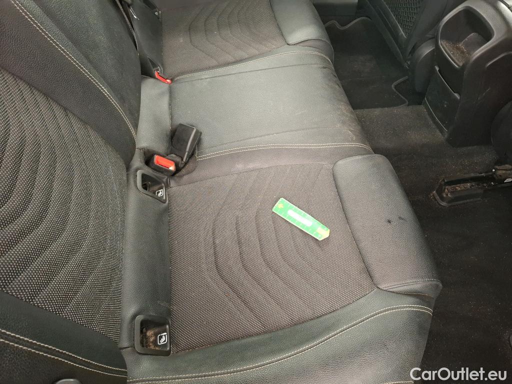  Mercedes  A-Klasse MERCEDES-BENZ Classe A Berline / 2018 / 4P / Berline A 180 d Business Line 7G-DCT #15