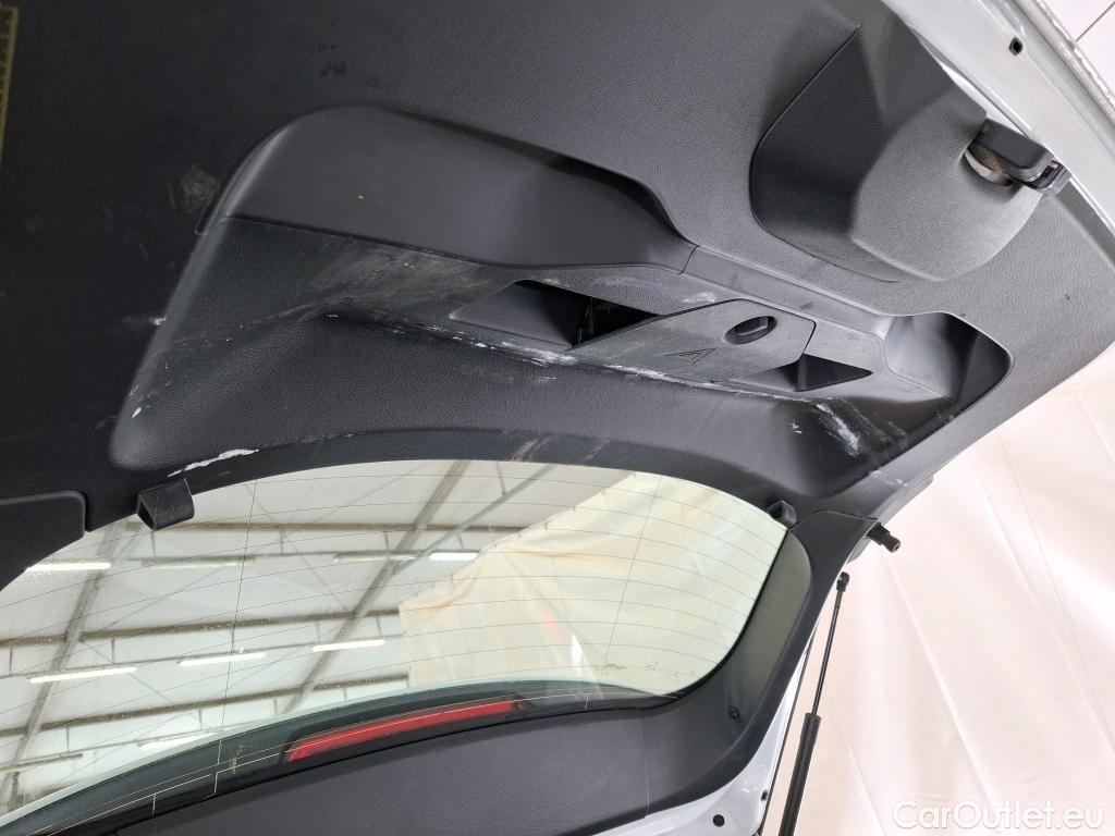  Peugeot  2008  Active Business 1.5 HDi 100CV BVM6 E6d #42