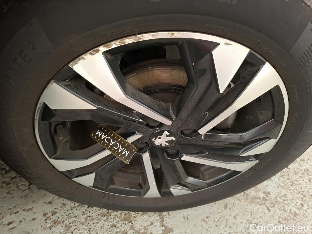  Peugeot  2008  Allure Pack 1.5 HDi 110CV BVM6 E6d #2