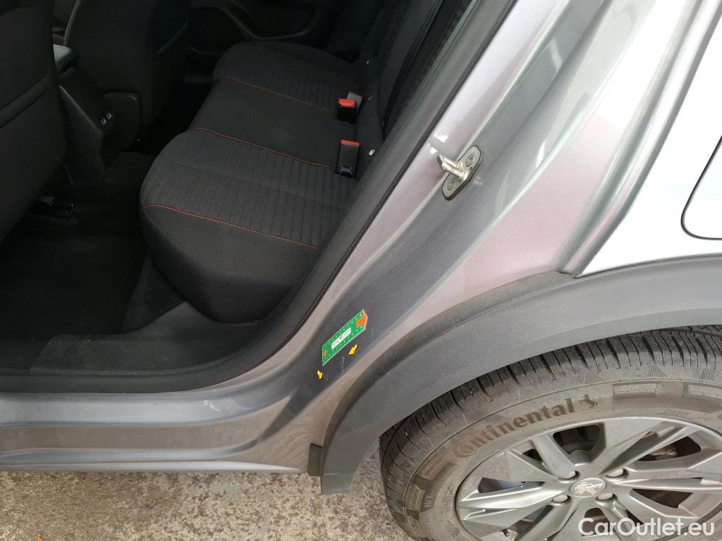  Peugeot  2008  Active Pack 1.2 PureTech 130CV BVA8 E6d #1