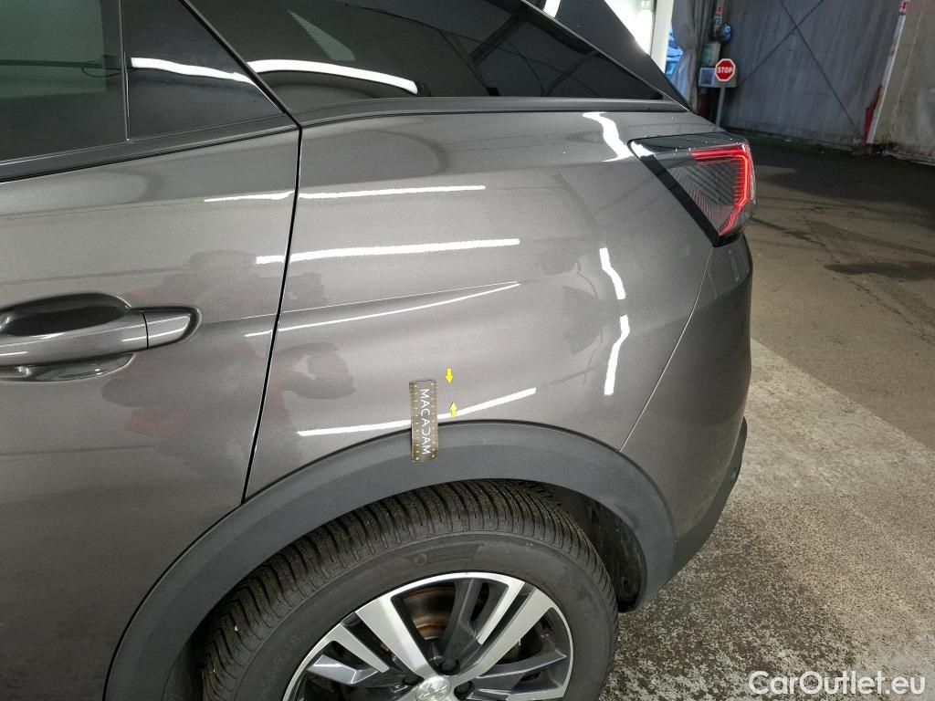  Peugeot  3008  Allure Pack 1.5 HDi 130CV BVA8 E6d #17