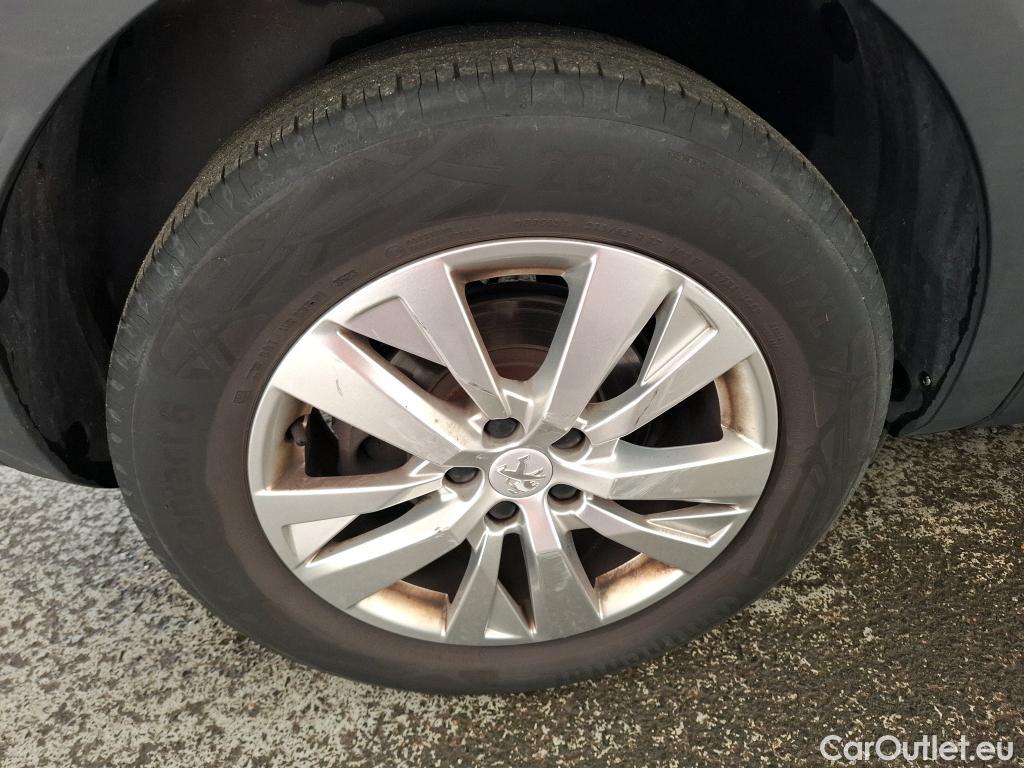 Peugeot  3008  Active Business 1.2 PureTech 130CV BVA8 E6d #1