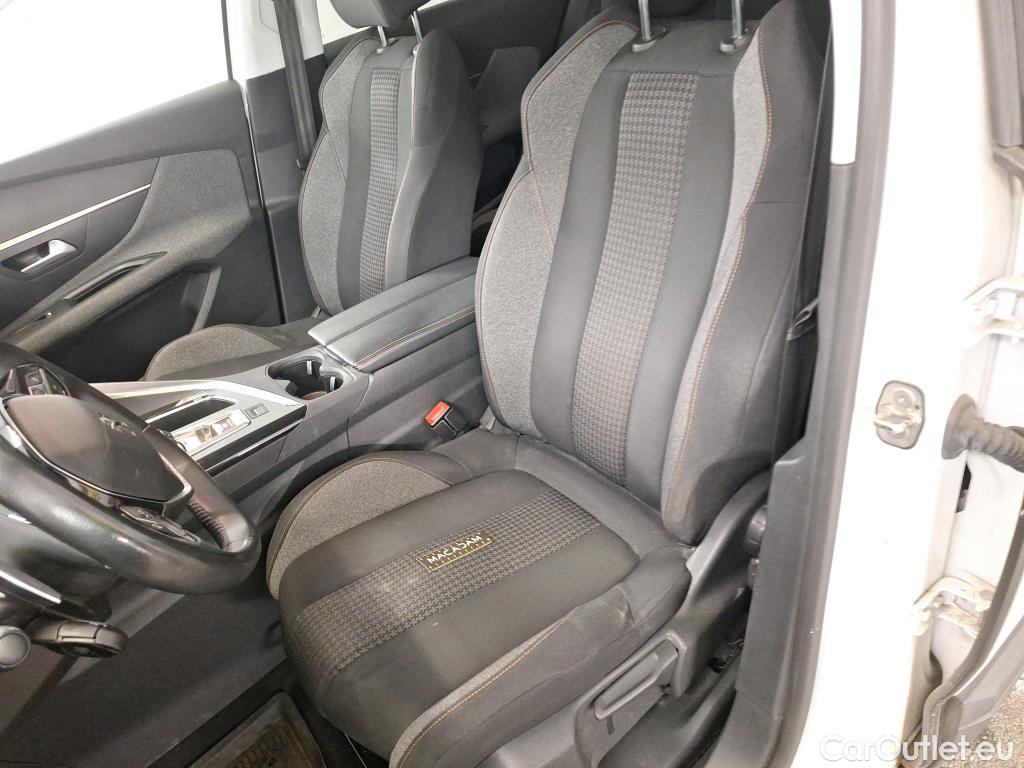  Peugeot  3008  Active Business 1.5 HDi 130CV BVA8 E6d #1