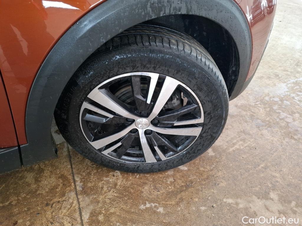  Peugeot  3008 PEUGEOT  5p SUV Puretech 180 S&S EAT8 ALLURE #9