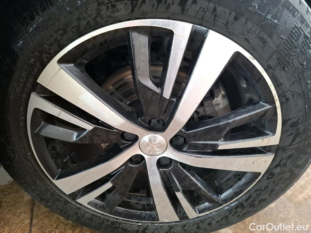  Peugeot  3008 PEUGEOT  5p SUV Puretech 180 S&S EAT8 ALLURE #10