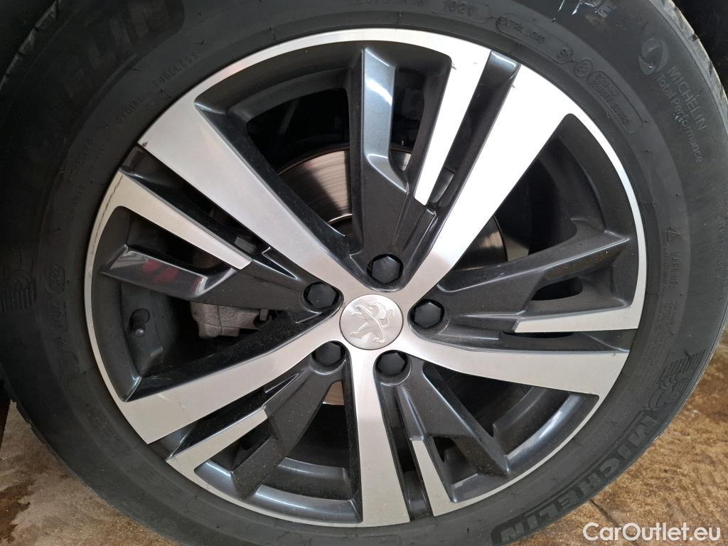  Peugeot  3008 PEUGEOT  5p SUV Puretech 180 S&S EAT8 ALLURE #23