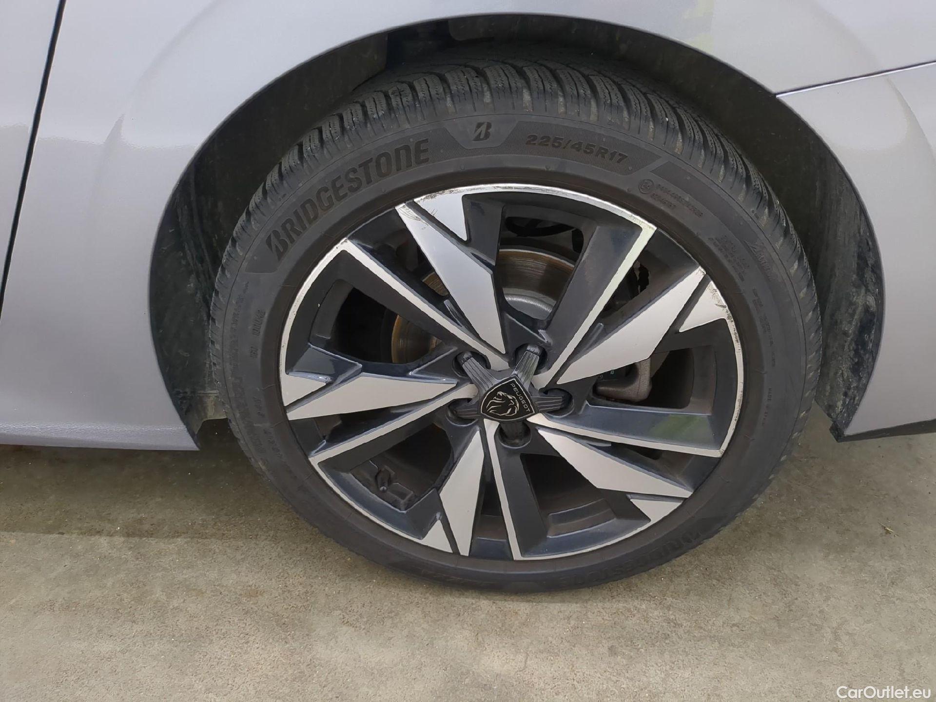  Peugeot  308 PEUGEOT  SW / 2021 / 5P / Break BlueHDi 130 EAT8 ALLURE #22