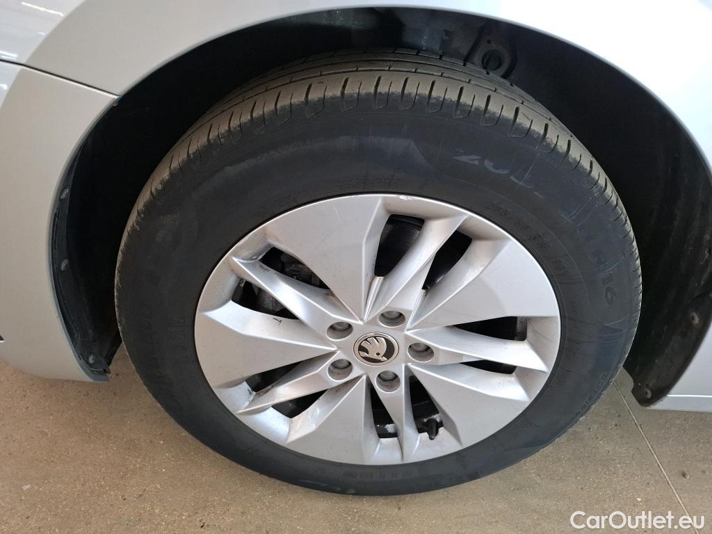  Skoda  Octavia  Combi Business 2.0 TDI 115CV BVM6 E6d #74