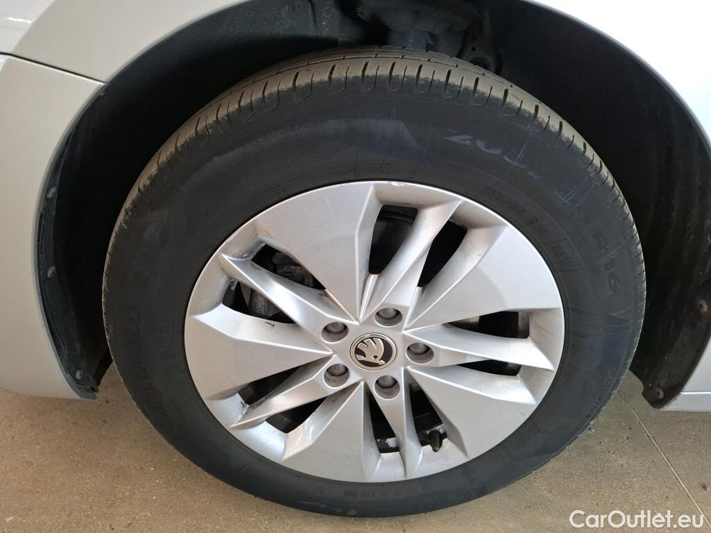  Skoda  Octavia  Combi Business 2.0 TDI 115CV BVM6 E6d #75