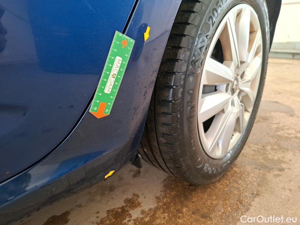  Renault  Megane  IV Berline 5pt. Business 1.5 dCi 115CV BVM6 E6d #8