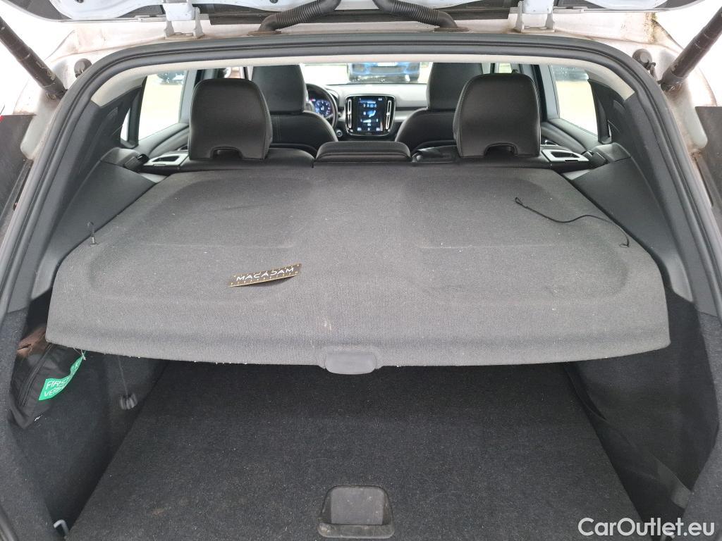  Volvo  XC 40 XC40 Momentum 2WD 2.0 D3 150CV BVA8 E6dT #10