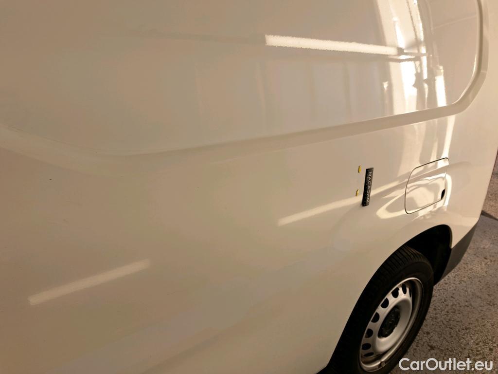 Citroen  Berlingo  Fourgon Club XL 950 1.5 BlueHDi 100CV BVM5 E6dT #11