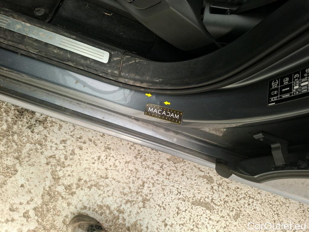  Volvo  XC90  Momentum 2WD 2.0 D4 190CV BVA8 7 Sieges E6 #56