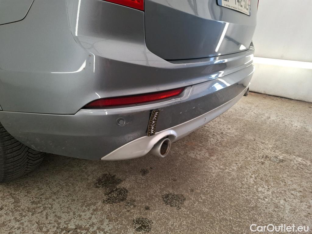 Volvo  XC90  Momentum 2WD 2.0 D4 190CV BVA8 7 Sieges E6 #1