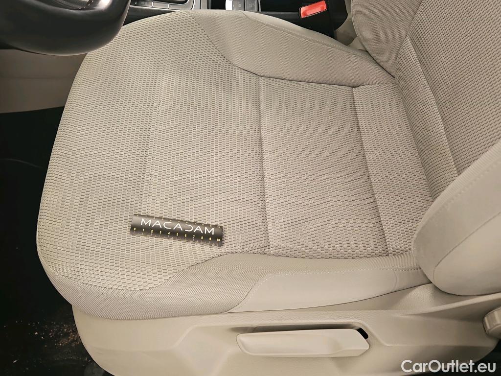  Volkswagen  Golf  VII Berline Confortline Business BMT 1.6 TDI 115CV BVM5 E6dT #49
