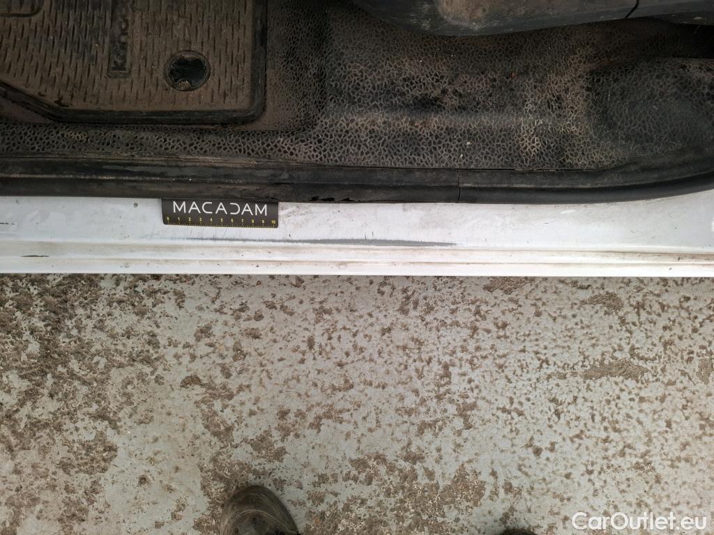  Renault  Kangoo  Express Maxi Extra (Série Spéciale) 1.5 dCi 90CV BVM5 E6 #18