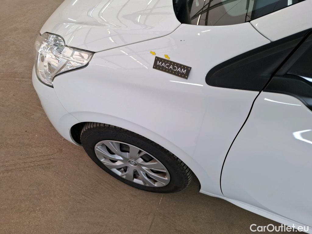  Peugeot  208  Affaire Premium Pack 1.5 HDi 100CV BVM5 E6dT #25