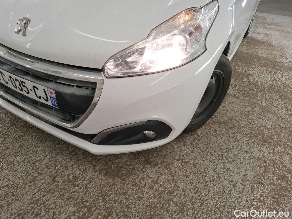  Peugeot  208  Affaire Premium Pack 1.5 HDi 100CV BVM6 E6dT #32