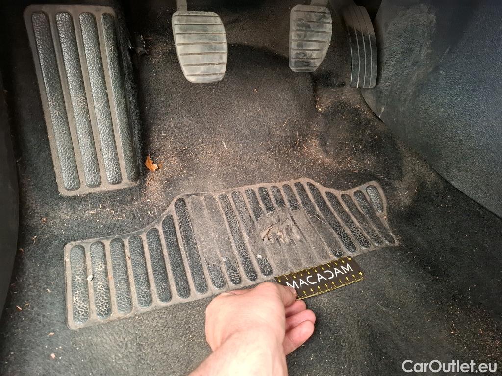  Renault  Clio  IV Air MediaNav 1.5 dCi 75CV BVM5 E6 #4
