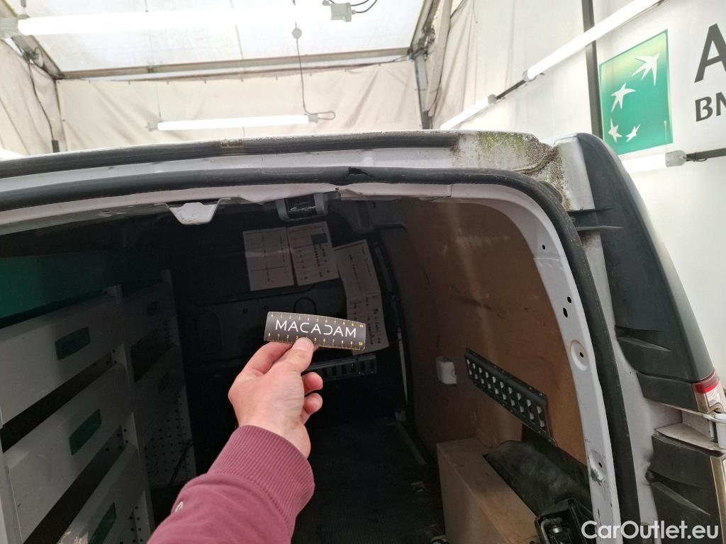  Renault  Kangoo  Express Maxi Extra (Série Spéciale) 1.5 dCi 90CV BVM5 E6 #24