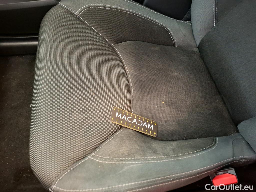  Renault  Clio  IV Air MediaNav 1.5 dCi 75CV BVM5 E6 #14