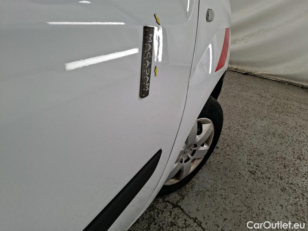  Renault  Kangoo  Express Maxi Extra (Série Spéciale) 1.5 dCi 90CV BVM5 E6 #46