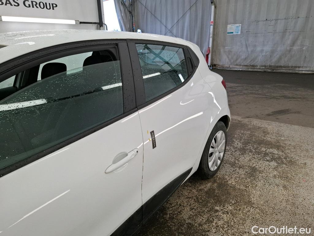  Renault  Clio  IV Air MediaNav 1.5 dCi 75CV BVM5 E6 #12