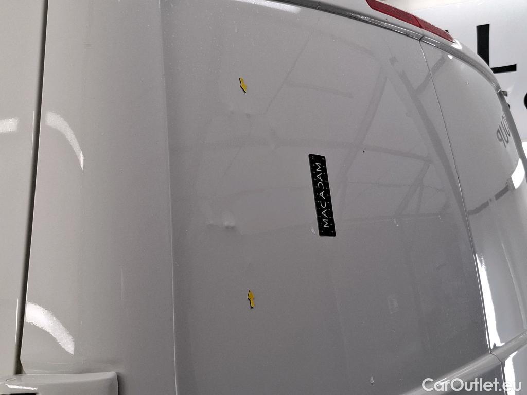  Volkswagen  Transporter VOLKSWAGEN  / 2019 / 4P / Fourgon tôlé 2.0 TDi 150 4MO L1H1 Business Line #10