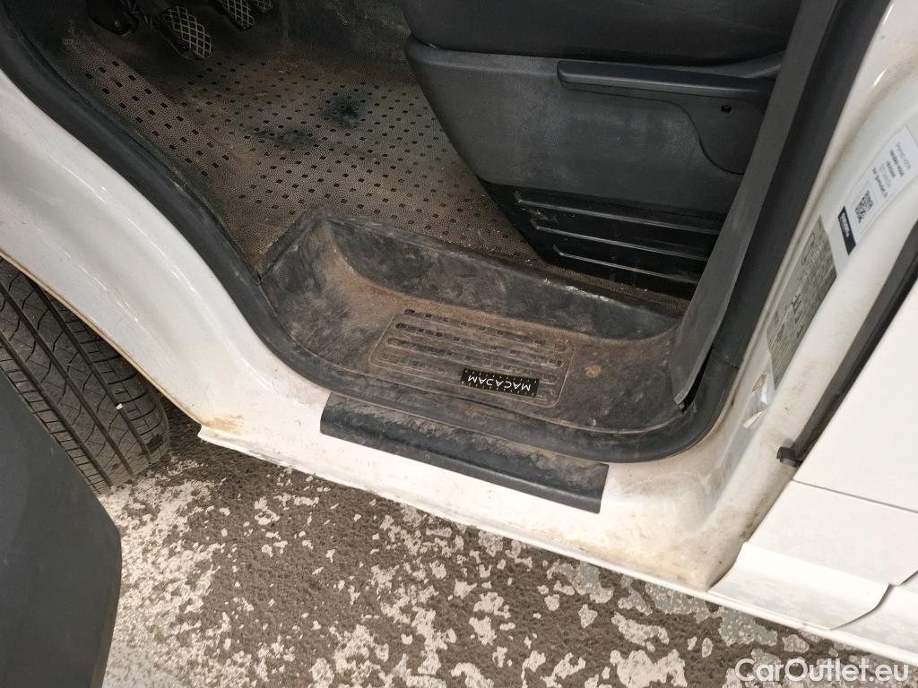  Volkswagen  Transporter VOLKSWAGEN  / 2019 / 4P / Fourgon tôlé 2.0 TDi 150 4MO L1H1 Business Line #14