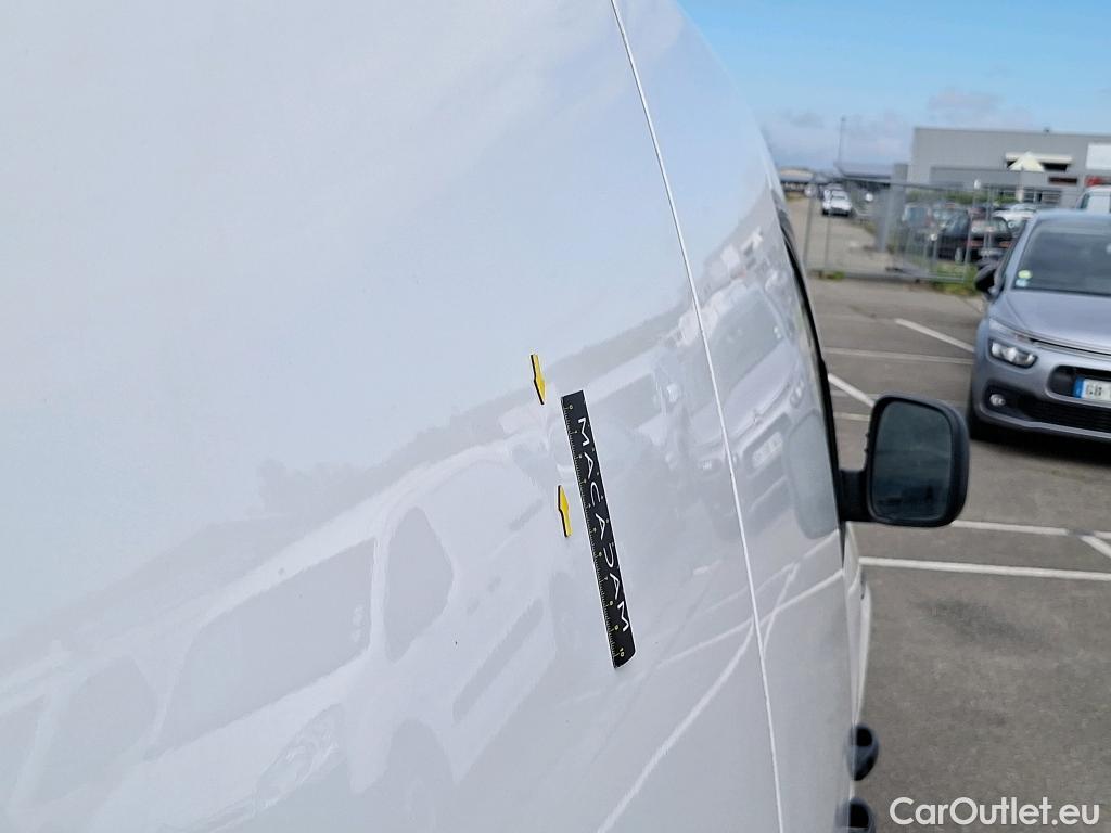  Volkswagen  Caddy VOLKSWAGEN  Van / 2015 / 4P / Fourgonnette 2.0 TDI 75 Business Line #44
