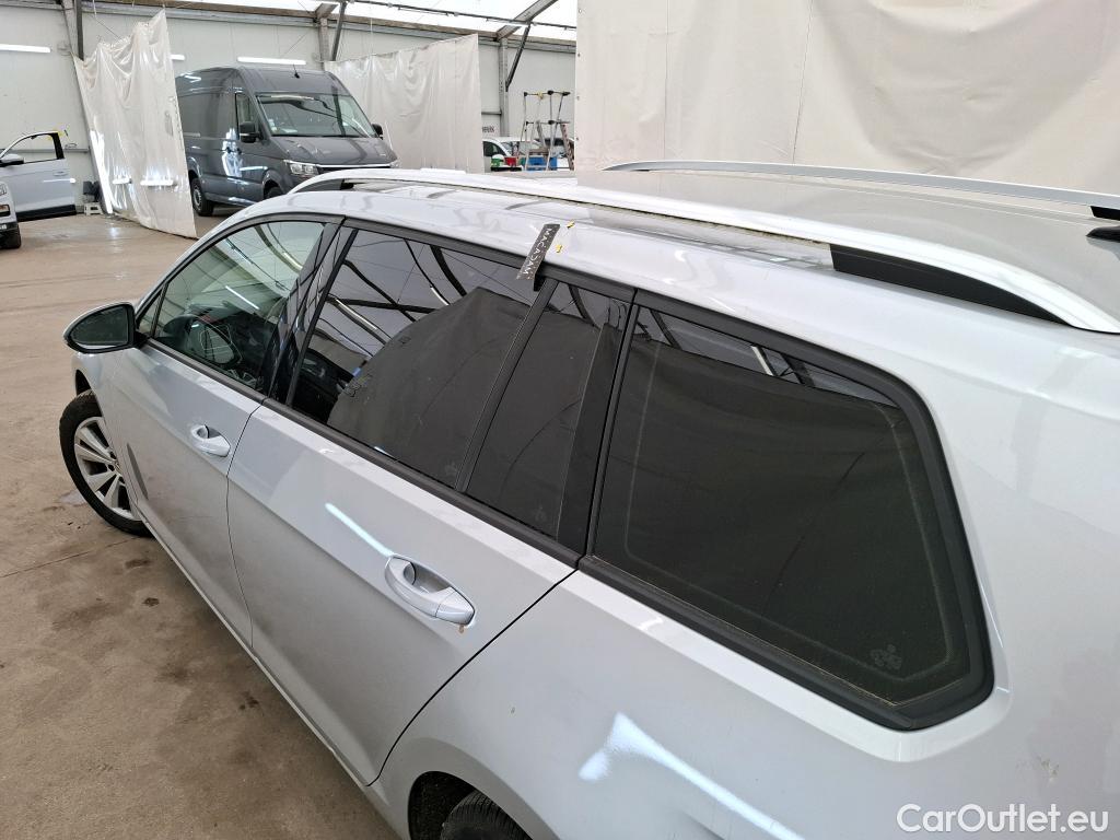  Volkswagen  Golf  VII Break Confortline Business BMT 1.6 TDI 115CV BVM5 E6dT / TRANSFO VP/VF #30