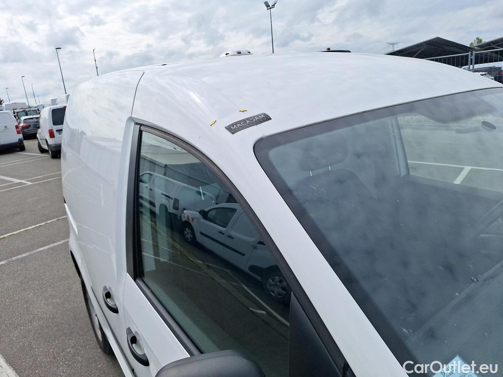  Volkswagen  Caddy VOLKSWAGEN  Van / 2015 / 4P / Fourgonnette 2.0 TDI 75 Business Line #15