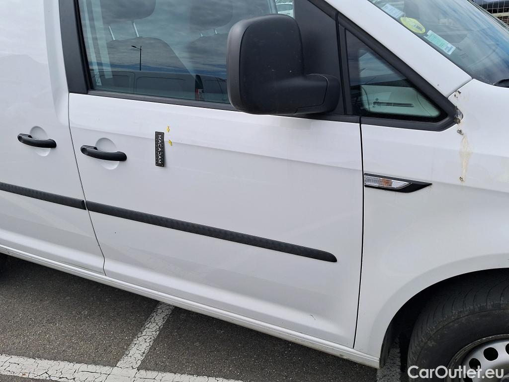  Volkswagen  Caddy VOLKSWAGEN  Van / 2015 / 4P / Fourgonnette 2.0 TDI 75 Business Line #46
