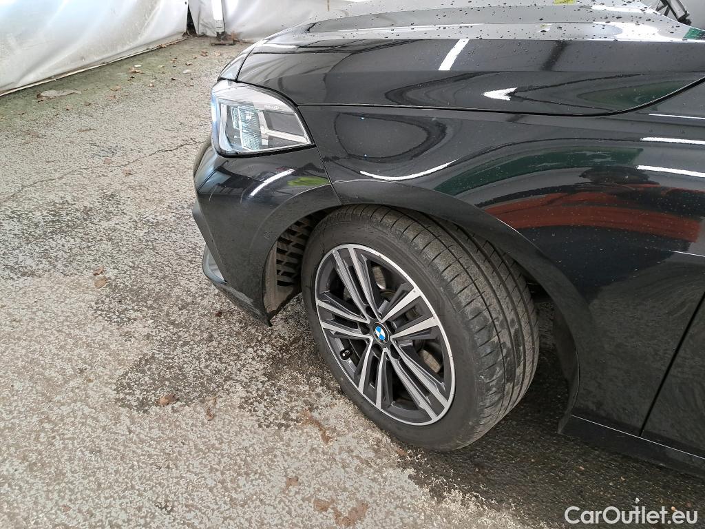  Bmw  Serie 1 Série 1 Berline 118 i Luxury 1.5 140CV BVA7 E6dT #47