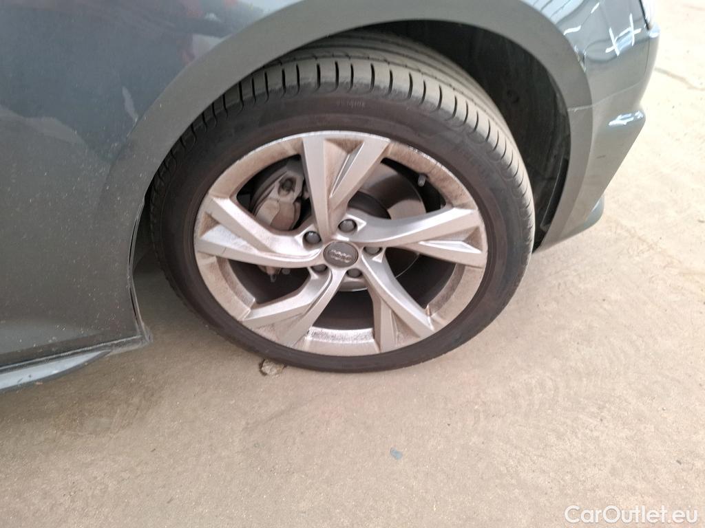  Audi  A4  Avant s line quattro 2.0 TDI 190CV BVA7 E6 #30