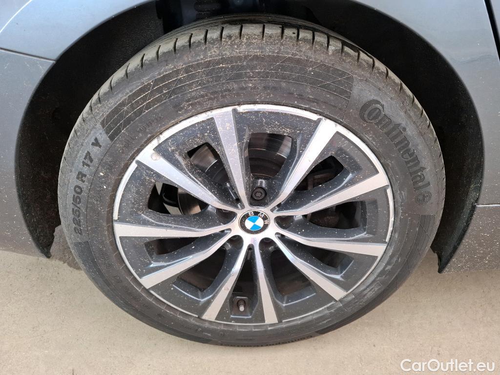  Bmw  Serie 3 BMW Série 3 Berline / 2018 / 4P / Berline 318d 150ch Business Design BVA8 #36