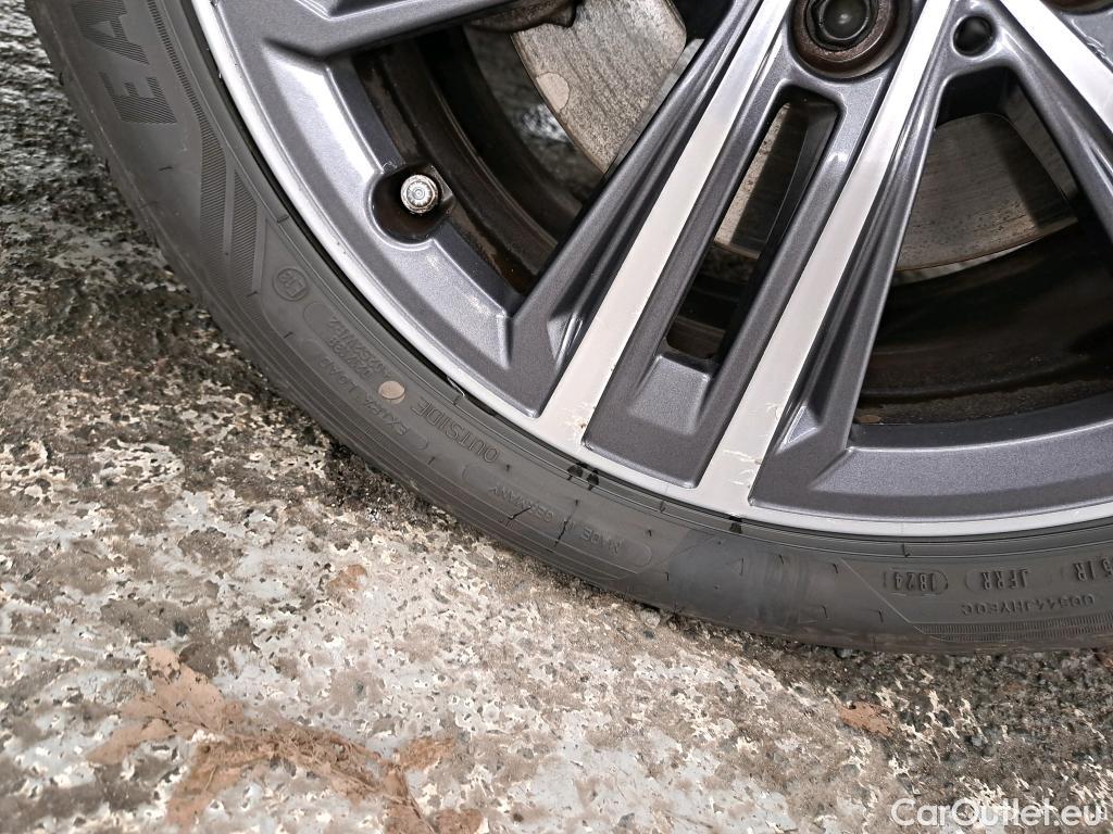  Bmw  Serie 1 Série 1 Berline 118 i Luxury 1.5 140CV BVA7 E6dT #51