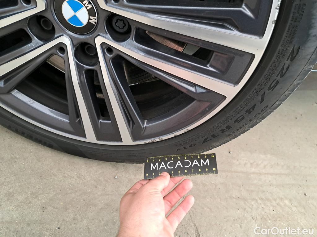  Bmw  Serie 1 BMW Série 1 / 2019 / 5P / Berline 1.5 116D DKG7 Business Design #37