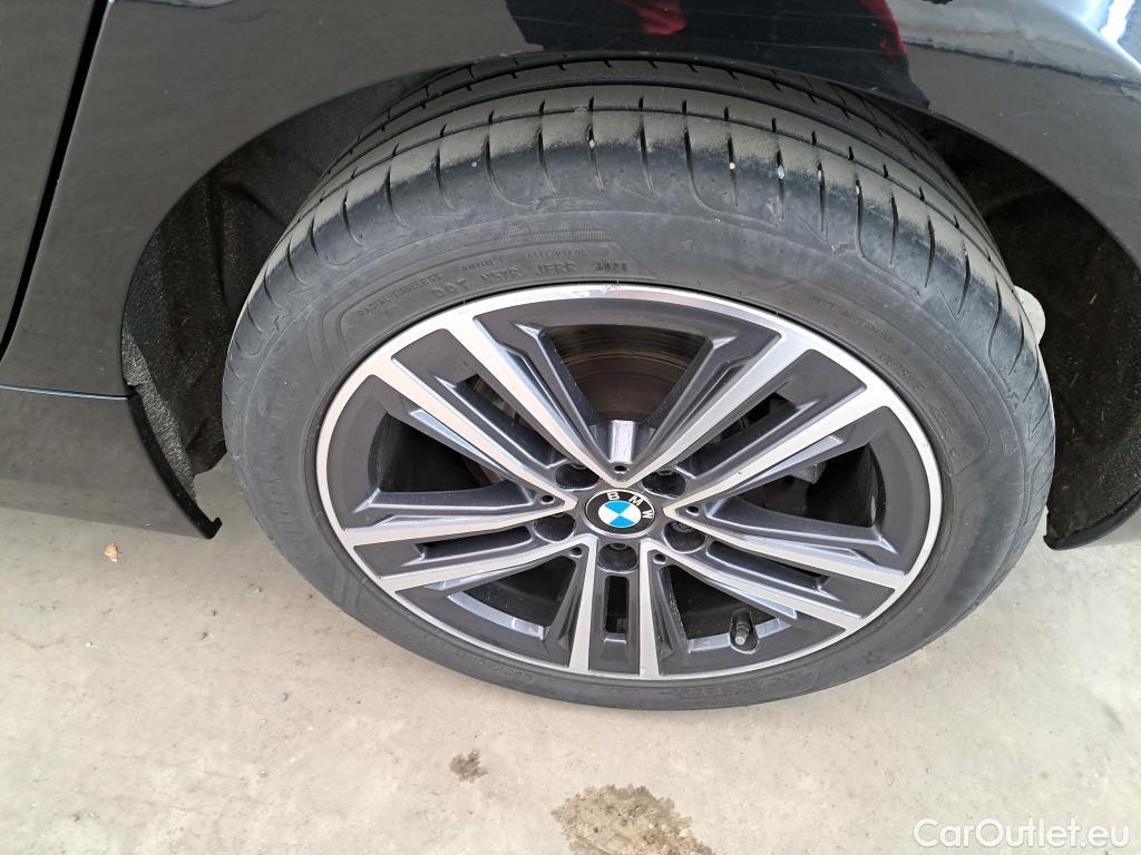  Bmw  Serie 1 BMW Série 1 / 2019 / 5P / Berline 1.5 116D DKG7 Business Design #27