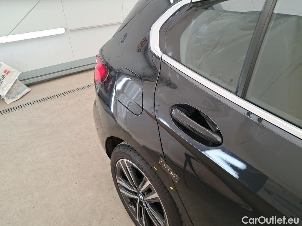  Bmw  Serie 1 BMW Série 1 / 2019 / 5P / Berline 1.5 116D DKG7 Business Design #1