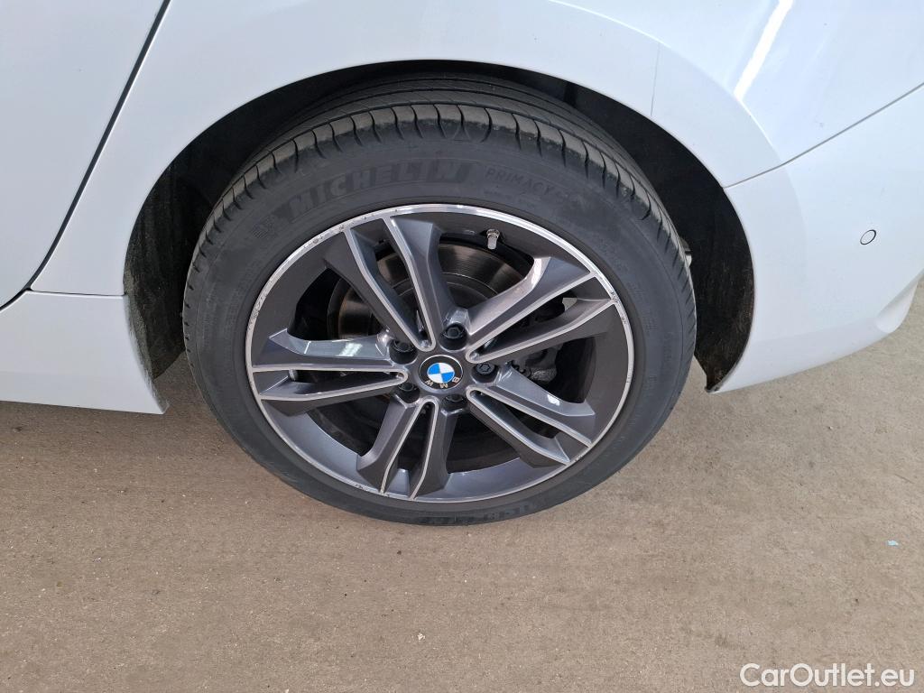  Bmw  Serie 1 Série 1 Berline 118 d Edition Sport 2.0 150CV BVA8 E6d #9