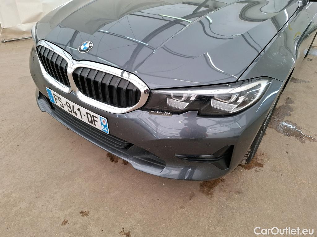  Bmw  Serie 3 BMW Série 3 Berline / 2018 / 4P / Berline 318d 150ch Business Design BVA8 #15