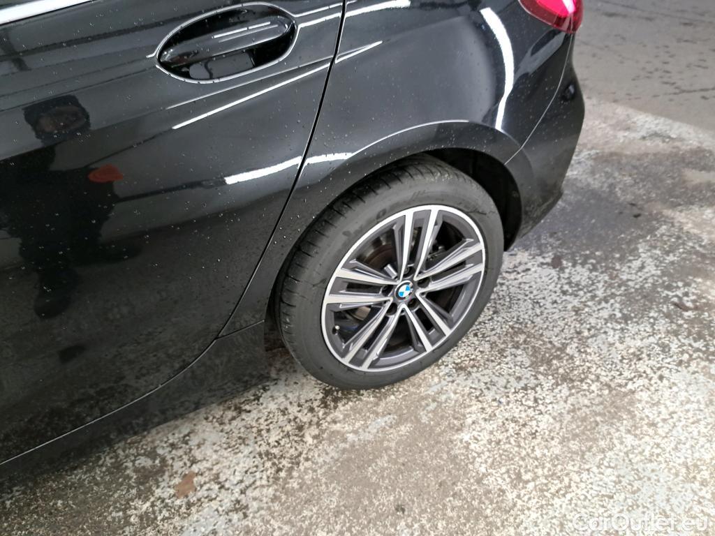  Bmw  Serie 1 Série 1 Berline 118 i Luxury 1.5 140CV BVA7 E6dT #30